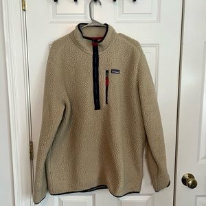 Sherpa Patagonia quarter zip size XL